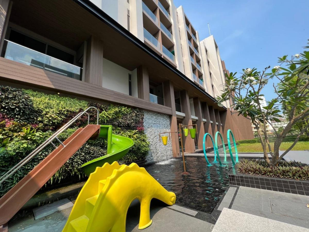 Fifth Pattaya By Shiwalai Int מלון חוף ג'ומטיין
