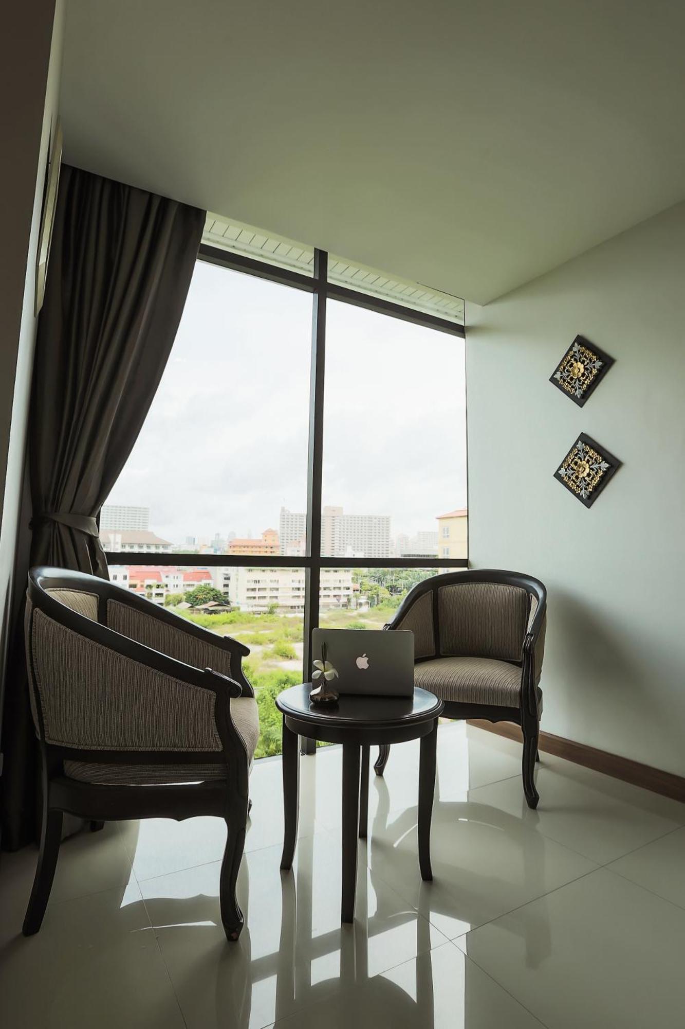 Fifth Pattaya By Shiwalai Int מלון 5*